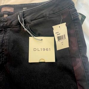 DL1961 Nick slim black and Camo jean size 38/32